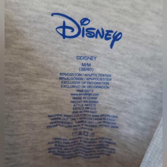 Disney: Men's Gray Short Sleeve Mickey T-Shirt - Size Medium (NWT) - Picture 4 of 4